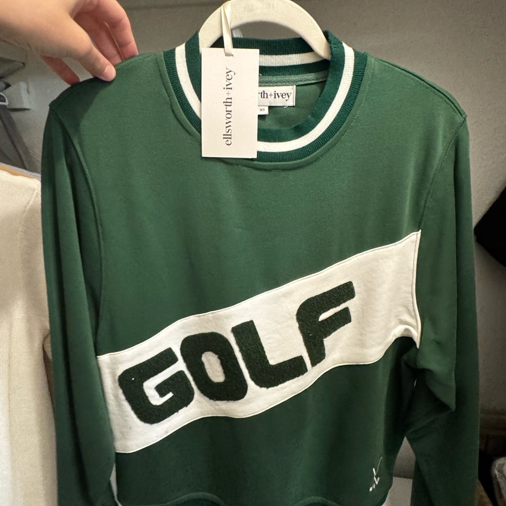 Forest Green Crew Neck Sweater with Ribbed Detailing
